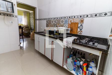 Cozinha de casa para alugar com 2 quartos, 120m² em Vila Romana, São Paulo