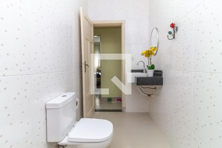 Banheiro de casa para alugar com 2 quartos, 120m² em Vila Romana, São Paulo