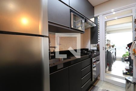 Cozinha de apartamento à venda com 2 quartos, 62m² em Vila Anastácio, São Paulo