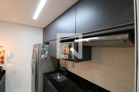 Cozinha de apartamento à venda com 2 quartos, 62m² em Vila Anastácio, São Paulo