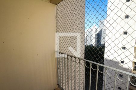 Varanda de apartamento para alugar com 2 quartos, 59m² em Parque Tomas Saraiva, São Paulo