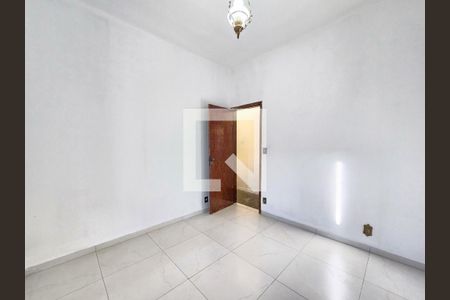 Quarto 2 de casa à venda com 3 quartos, 190m² em Esplanada, Belo Horizonte