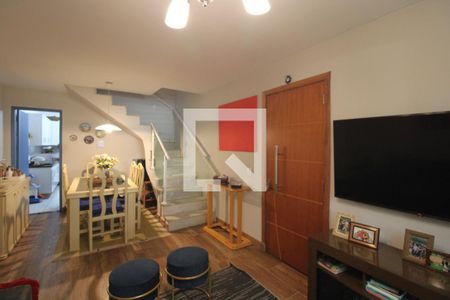 Sala de casa à venda com 3 quartos, 200m² em Pedreira, São Paulo