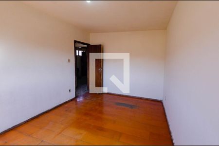 Quarto 2 de casa para alugar com 2 quartos, 90m² em Incofindência, Belo Horizonte