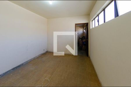 Sala de casa para alugar com 2 quartos, 90m² em Incofindência, Belo Horizonte