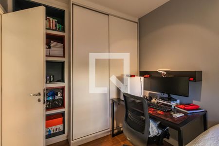 Quarto 2 de apartamento para alugar com 3 quartos, 75m² em Alphaville Empresarial, Barueri