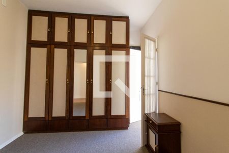 Quarto 2 de apartamento para alugar com 2 quartos, 70m² em Independência, Porto Alegre