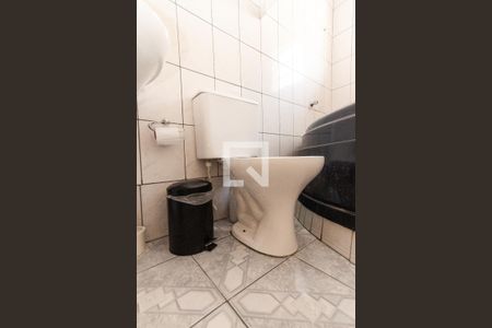 Casa para alugar com 90m², 2 quartos e sem vaga Casa para alugar com 90m², 2 quartos e sem vagaBanheiro da Suíte