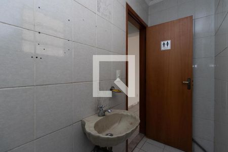 Lavabo de casa à venda com 4 quartos, 200m² em Vila Santa Terezinha (zona Norte), São Paulo