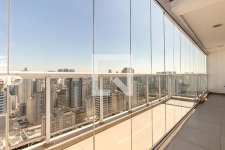 Sacada da sala de apartamento para alugar com 1 quarto, 60m² em Vila Olímpia, São Paulo