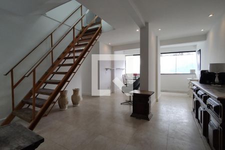 Sala de apartamento para alugar com 4 quartos, 140m² em Jacarepaguá, Rio de Janeiro