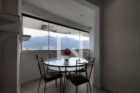 Sala de apartamento para alugar com 4 quartos, 140m² em Jacarepaguá, Rio de Janeiro