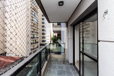 Varanda de apartamento para alugar com 3 quartos, 77m² em Vila Olímpia, São Paulo