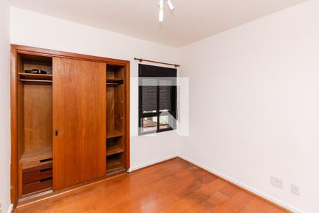 Quarto de apartamento para alugar com 3 quartos, 77m² em Vila Olímpia, São Paulo