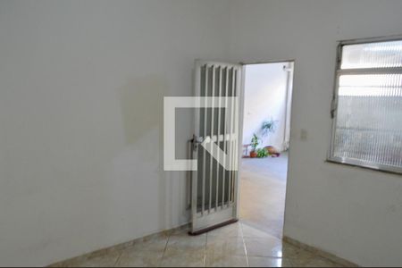 Sala de casa de condomínio para alugar com 2 quartos, 55m² em Tanque, Rio de Janeiro
