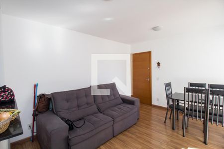 Sala de apartamento para alugar com 3 quartos, 70m² em Silveira, Belo Horizonte