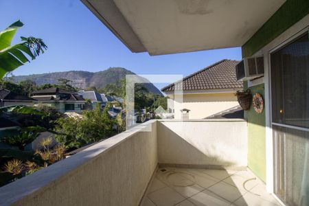 Sacada da Suíte de casa de condomínio à venda com 4 quartos, 200m² em Vargem Pequena, Rio de Janeiro