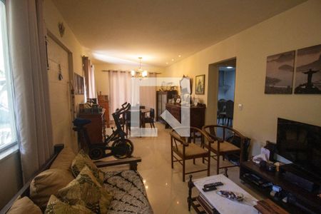 Sala de casa de condomínio à venda com 4 quartos, 200m² em Vargem Pequena, Rio de Janeiro