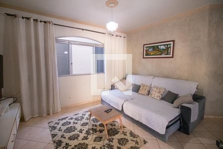 Sala de casa à venda com 3 quartos, 164m² em Brasiléia, Betim