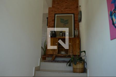 Escada de apartamento à venda com 2 quartos, 140m² em Alvorada, Contagem