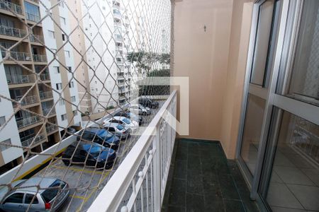 Sacada de apartamento à venda com 2 quartos, 58m² em Vila Sonia do Taboao, Taboão da Serra