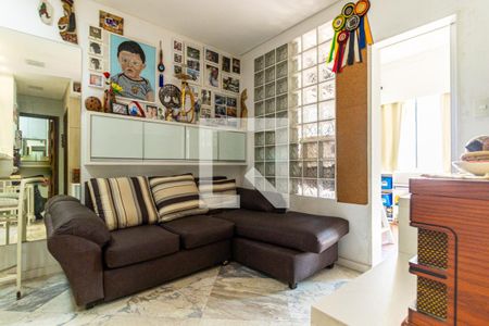 Apartamento para alugar com 62m², 2 quartos e sem vagaSala