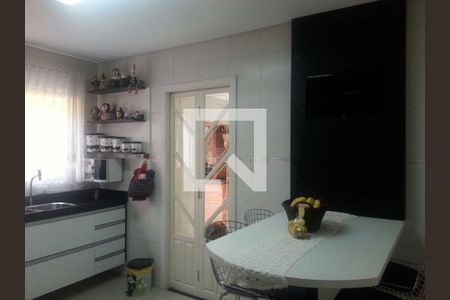 Casa à venda com 3 quartos, 231m² em Jardim das Quatro Marias, São Bernardo do Campo