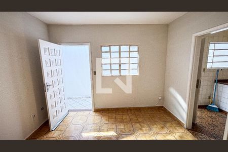 Sala de casa para alugar com 3 quartos, 144m² em Jardim Stella, Santo André