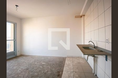 Sala/Cozinha de apartamento à venda com 2 quartos, 42m² em Vila Butantã, São Paulo