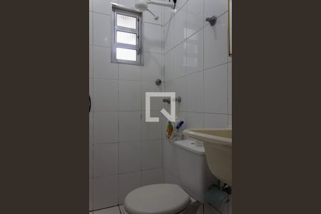 Banheiro de casa para alugar com 1 quarto, 40m² em Vila Jordanopolis, São Bernardo do Campo