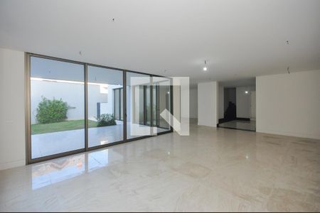 Sala de casa à venda com 4 quartos, 640m² em Morumbi, São Paulo