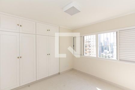 Quarto 1 de apartamento para alugar com 3 quartos, 205m² em Vila Olímpia, São Paulo