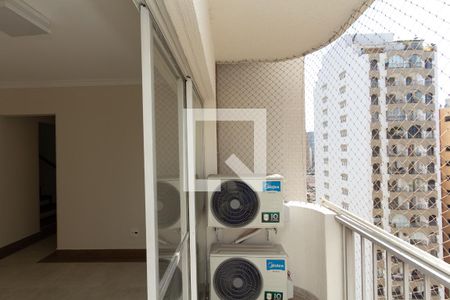 Varanda de apartamento para alugar com 3 quartos, 205m² em Vila Olímpia, São Paulo