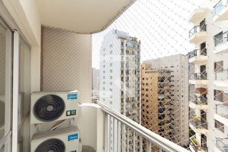 Varanda de apartamento para alugar com 3 quartos, 205m² em Vila Olímpia, São Paulo