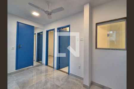 Sala de apartamento para alugar com 2 quartos, 50m² em Recreio dos Bandeirantes, Rio de Janeiro