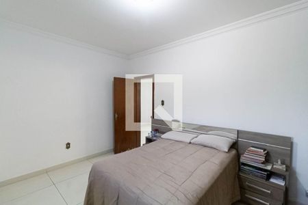 Quarto 1 de casa à venda com 4 quartos, 500m² em Copacabana, Belo Horizonte