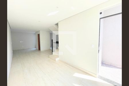 Sala de casa à venda com 3 quartos, 167m² em Parque Xangri-lá, Contagem