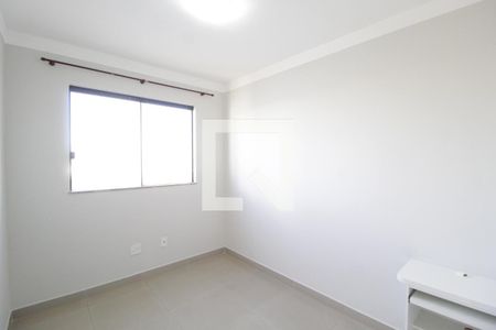 Quarto 1 de apartamento para alugar com 2 quartos, 60m² em Saraiva, Uberlândia