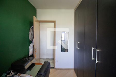 Quarto 1 de apartamento para alugar com 2 quartos, 49m² em Vila Carmosina, São Paulo