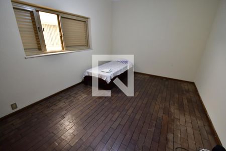 Quarto 1 de casa para alugar com 6 quartos, 412m² em Jardim Chapadão, Campinas