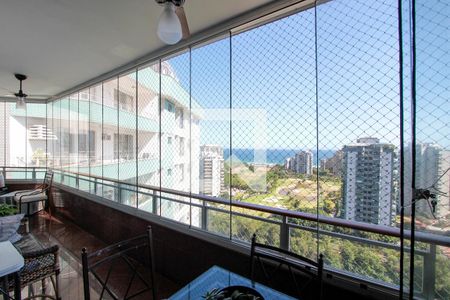 Varanda de apartamento para alugar com 2 quartos, 100m² em Barra da Tijuca, Rio de Janeiro