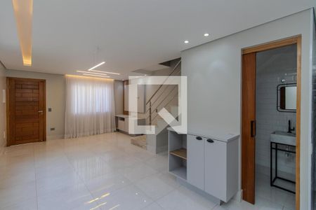 Sala de casa à venda com 3 quartos, 100m² em Vila Nivi, São Paulo