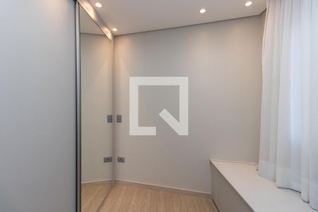 Quarto 1 de casa à venda com 3 quartos, 100m² em Vila Nivi, São Paulo