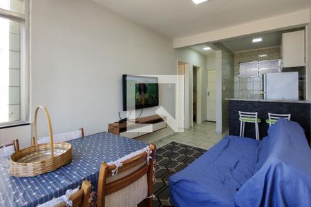 Sala de apartamento para alugar com 1 quarto, 50m² em Caiçara, Praia Grande