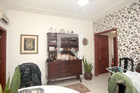 Sala de apartamento à venda com 2 quartos, 97m² em Santana, Porto Alegre