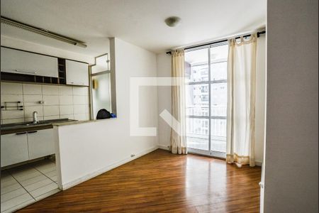 Sala de apartamento para alugar com 2 quartos, 65m² em Campestre, Santo André