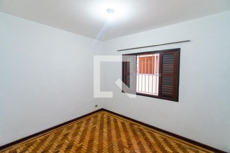 Quarto 2 de casa à venda com 3 quartos, 400m² em Vila do Encontro, São Paulo