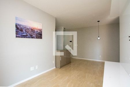 Sala de apartamento para alugar com 2 quartos, 68m² em Jardim Flor da Montanha, Guarulhos