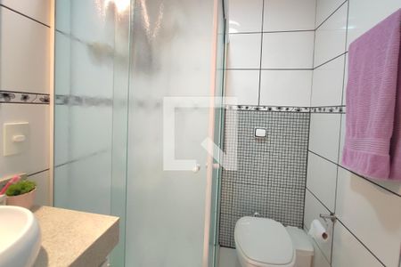 Banheiro de apartamento à venda com 2 quartos, 55m² em Jardim Miranda, Campinas