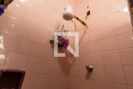 Casa à venda com 240m², 4 quartos e 4 vagas Casa à venda com 240m², 4 quartos e 4 vagasBanheiro Suite